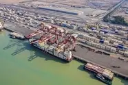 پهلودهی کشتی حامل کالای اساسی در بندر امام خمینی