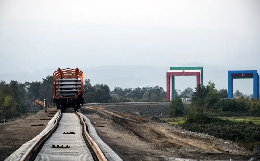 اتصال ریلی بندرعباس به روسیه با راه‌آهن آستارا-آستارا 