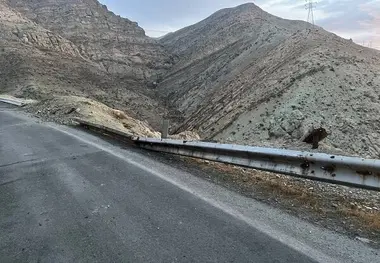 سقوط مرگبار خودرو به دره ۱۷ متری؛ ۲ زن جان باختند