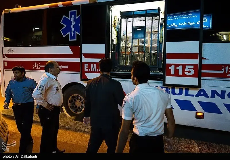 واژگونی اتوبوس در جاده صفاشهر- شیراز12 مصدوم برجای گذاشت
