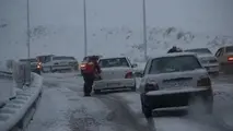 کولاک و یخ زدگی در برخی از محورهای مواصلاتی زنجان حاکم است
