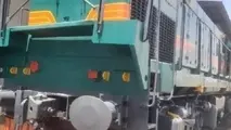 بازسازی و رنگ آمیزی یک دستگاه لوکوموتیو مانوری در راه آهن کرمان