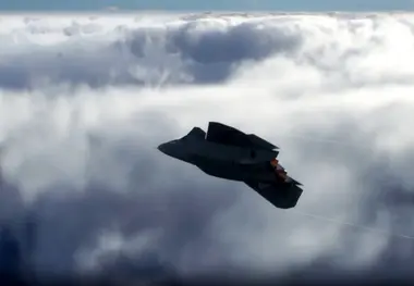 تصاویری از جنگنده پنهان بوئینگ منتشر شد؛ آیا این F-47 واقعی است؟