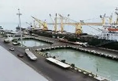 ◄ مشکل زیرساخت‌های بندری ما کیفیت است، نه کمیت / تداوم محدودیت تردد ناوگان ایران به بنادر اروپا و آمریکا