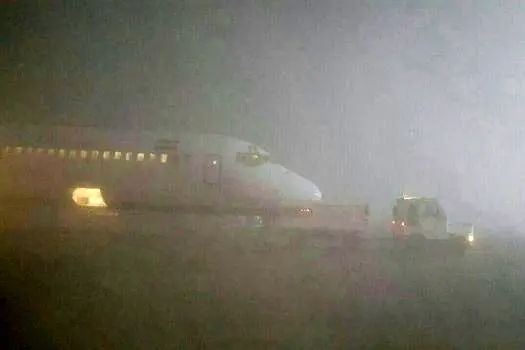 تندباد 2 پرواز فرودگاه اردبیل را لغو کرد