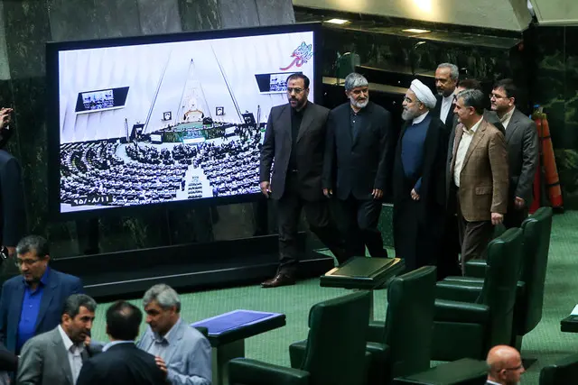 تلاش دولت روحانی برای تأمین منزلت معلمان