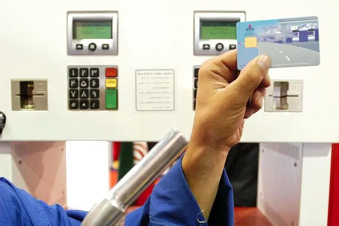 کارت انرژِی؛ راهکار جدید برای عبور از قاچاق بنزین