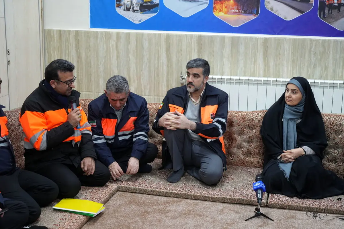 دیدار فرزانه صادق با راهداران گچسر