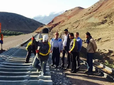 بازدید مدیر عامل تراورس از  اجرای پروژه روسازی راه آهن قزوین – رشت