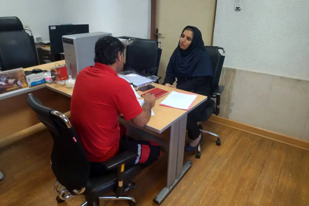 اجرای طرح سلامت کارکنان در بندر شهید باهنر/ بهبود بهداشت و مدیریت استرس شغلی با ارائه خدمات مشاوره ای