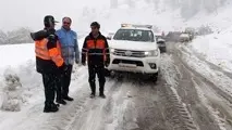 سقوط بهمن در جاده چالوس و نجات ۱۵ خودرو