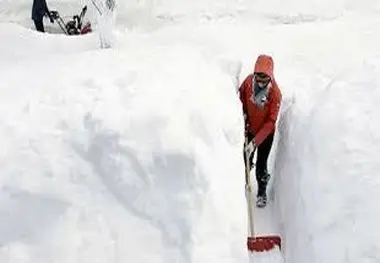فیلم| دفن شدن ماشین‌ ها زیر خروارها برف