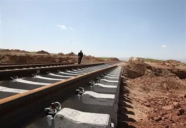 اتصال معدن جلال‌آباد و کارخانه فولاد زرند ایرانیان به شبکه ریلی