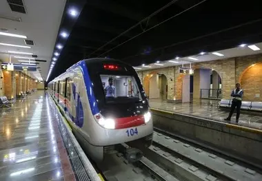 سرویس‌دهی رایگان مترو تهران در روز تشییع پیکر سردار شهید حاج قاسم سلیمانی 