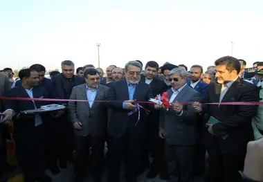 تعیین‌تکلیف کانتینرهای متروکه بندر شهید رجائی تا یک ماه دیگر 