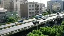 هشدار نسبت به خطر سقوط موتورسواران از پل کریمخان