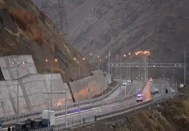 باند رفت قطعه ۲ آزادراه تهران - شمال تا پایان سال تکمیل می شود