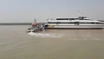 کشتی مسافربری مسیر خرمشهر -کویت به گل نشست + تصاویر
