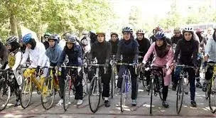 دوچرخه سواری برای بانوان منع قانونی ندارد