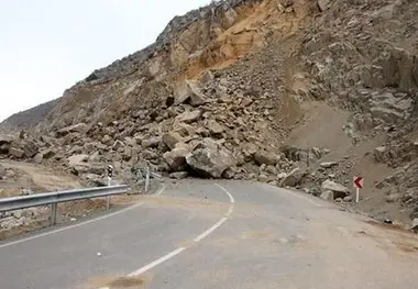 استقرار واحدهای راهداری در جاده‌های پل‌دختر