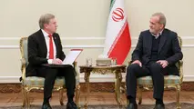 عزم دولت ایران برای تکمیل راهگذر شمال جنوب جدی است/وزیر راه و شهرسازی پیگیر اجرای توافقنامه خط آهن رشت آستارا است 