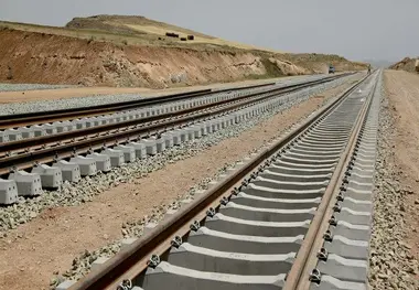 دولت افغانستان با سرعت در حال تکمیل ساخت راه آهن خواف- هرات است