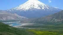 عکس| جاده، اتوبوس و استقامت کوه دماوند