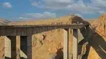احداث مرتفع ترین پل آزادراهی کشور در اصفهان-شیراز