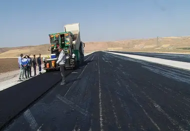 آغاز عملیات روکش آسفالت راه شیروان - بجنورد
