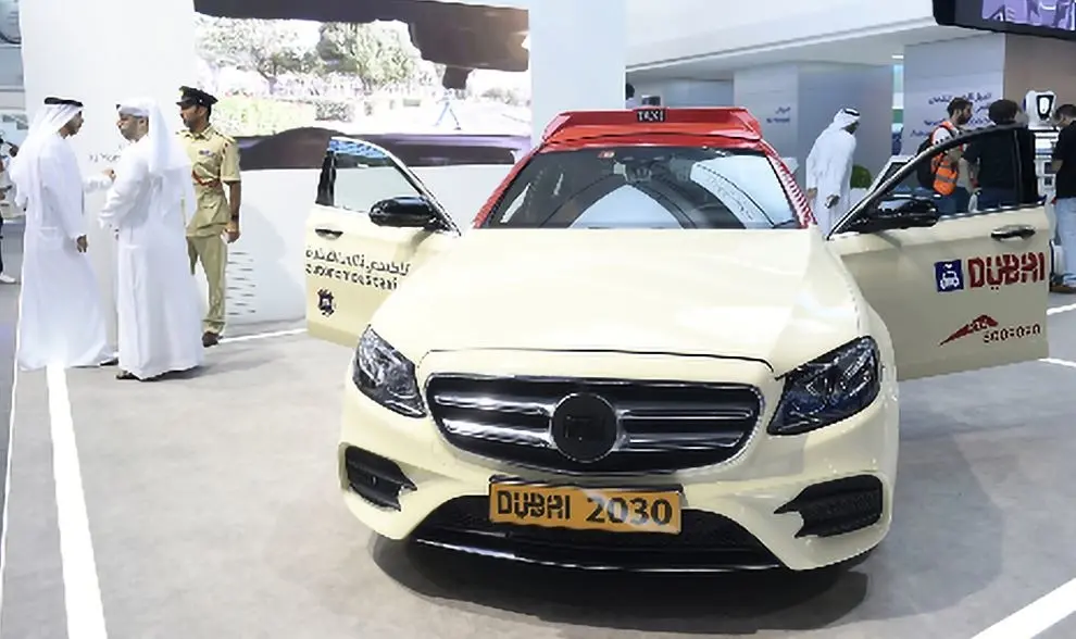 رونمایی از تاکسی‌های بدون راننده در نمایشگاه جیتکس2018  دبی 