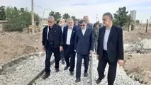 بررسی میدانی نمایندگان مجلس و دولت از مسیرهای بازسازی شده در راه آهن کاشان