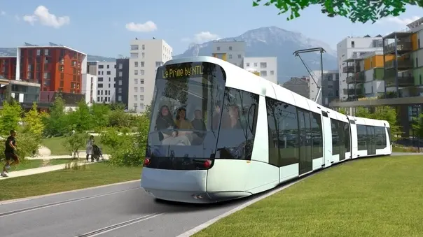 اولین تراموای بدون ریل جهان روی ریل‌ های مجازی کار می‌ کند