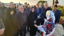 وزیر راه و شهرسازی وارد فرودگاه ساری شد 
