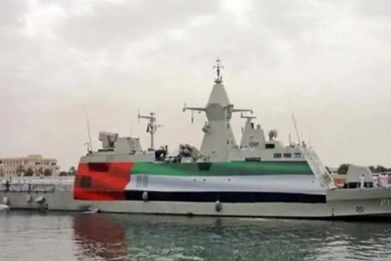 برخورد کشتی تجاری با قایق نیروی دریایی امارات