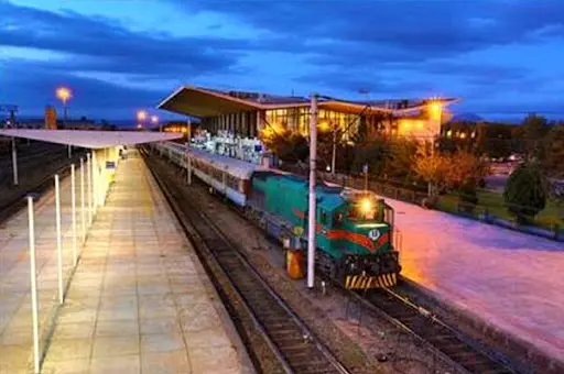 افزایش فوق العاده رام های قطار قم به تهران و مشهد