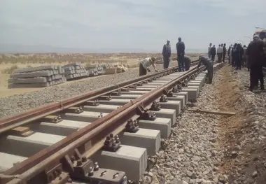 اتصال چهارمحال و بختیاری به شبکه ریلی نیازمند ۴ همت اعتبار است