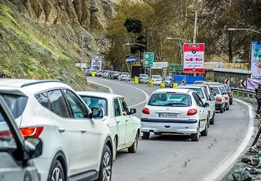 ممنوعیت تردد انواع وسایل نقلیه در محور هراز از ظهر فردا 