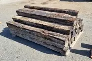 عرضه ۲۱۵ تن ضایعات فلزی و ۹۲۹ تراورس چوبی راه آهن در بورس کالا
