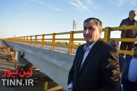 بازدید وزیر راه و شهرسازی از مناطق سیل زده هرمزگان