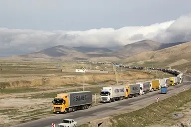 جابجایی ۲۳۸ هزار تن کالای اساسی در آذربایجان غربی / حمل بیش از ۷.۵ میلیون تن کالا در ۷ ماه