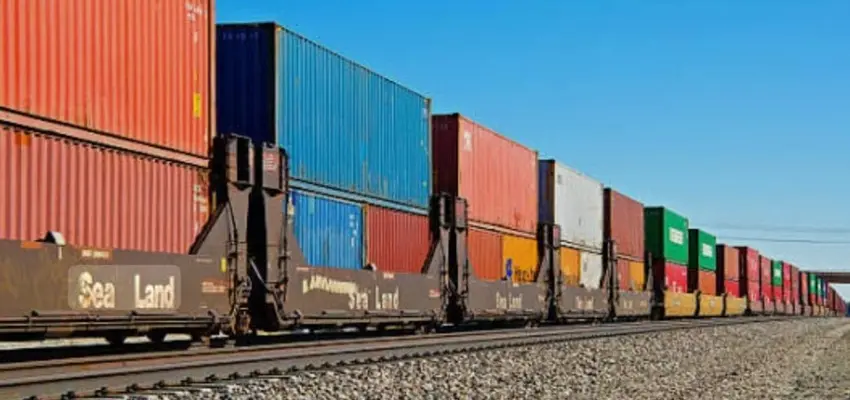 اعلام آمادگی ۱۴ شرکت انجمن صنایع ریلی برای خصوصی سازی تعمیرات جاری واگن‌ های باری