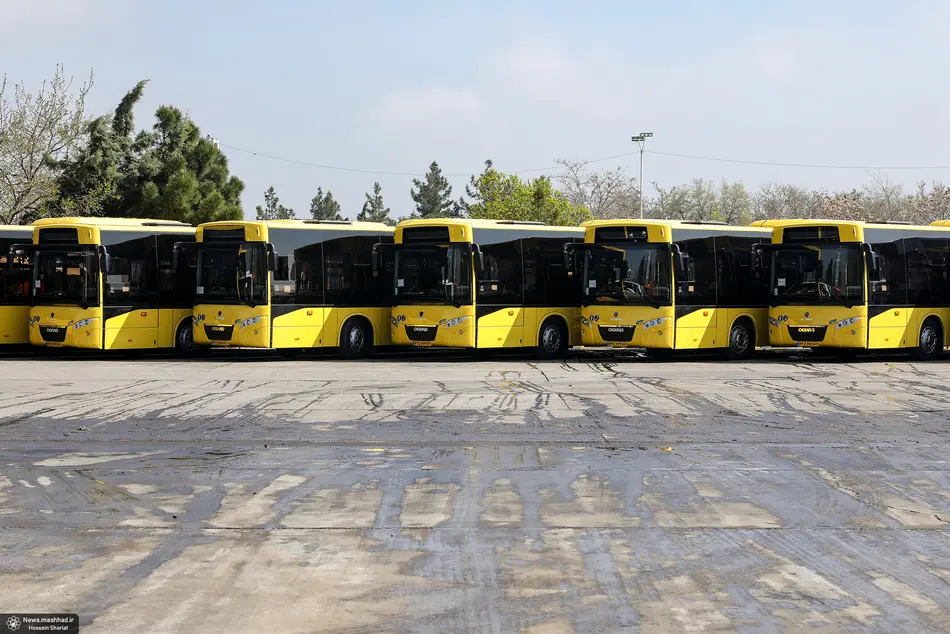 تردد اتوبوس‌های مسافربری در آزادراه خرم‌آباد - بروجرد برقرار شد