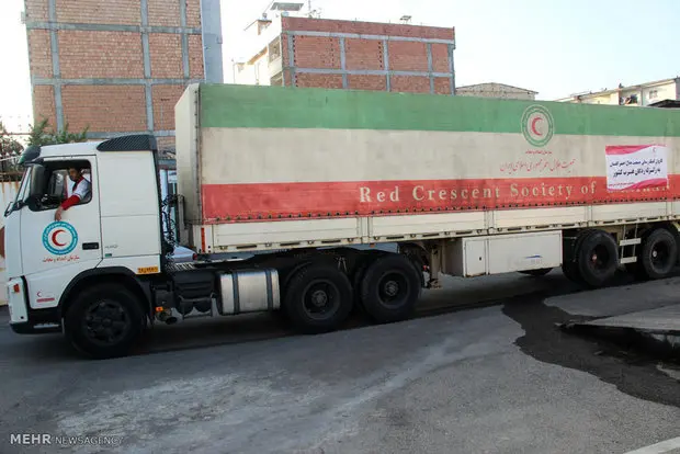 ۵۰ دستگاه کامیون حامل اقلام زیستی به کرمانشاه ارسال شد