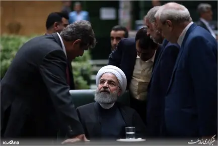 روحانی در مجلس