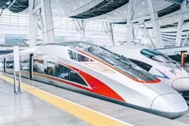 ۲۰ همت برای ایستگاه  قطار السیریع جمکران؟/ چرا پروژه‌ های غیرضروری در شرایط جنگی اولویت مسئولان شده است؟