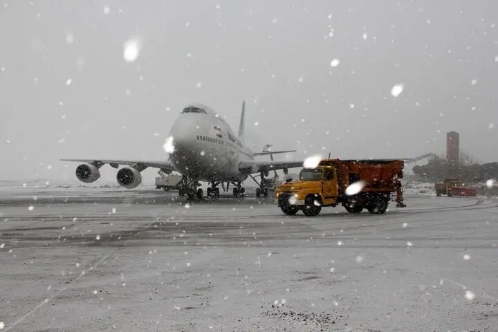 برقراری پروازهای فرودگاه کرمانشاه با وجود بارش برف 