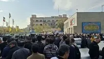 تجمع کارکنان شرکت بهره‌ برداری مترو در اعتراض به انتقال مالکیت شرکت به شهرداری تهران 