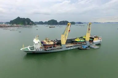  South Korea’s HMM Places $2.8B Order for 14 New Ships