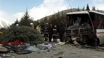 واژگونی مینی‌بوس معلمان در بزرگراه آزادگان/ 12 نفر بیمارستانی شدند