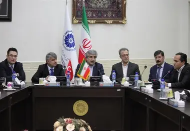 بررسی همایش فرصت های سرمایه گذاری ریلی 